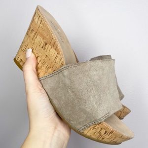 NINE WEST Corkscrew Wedge Sandal Size 6